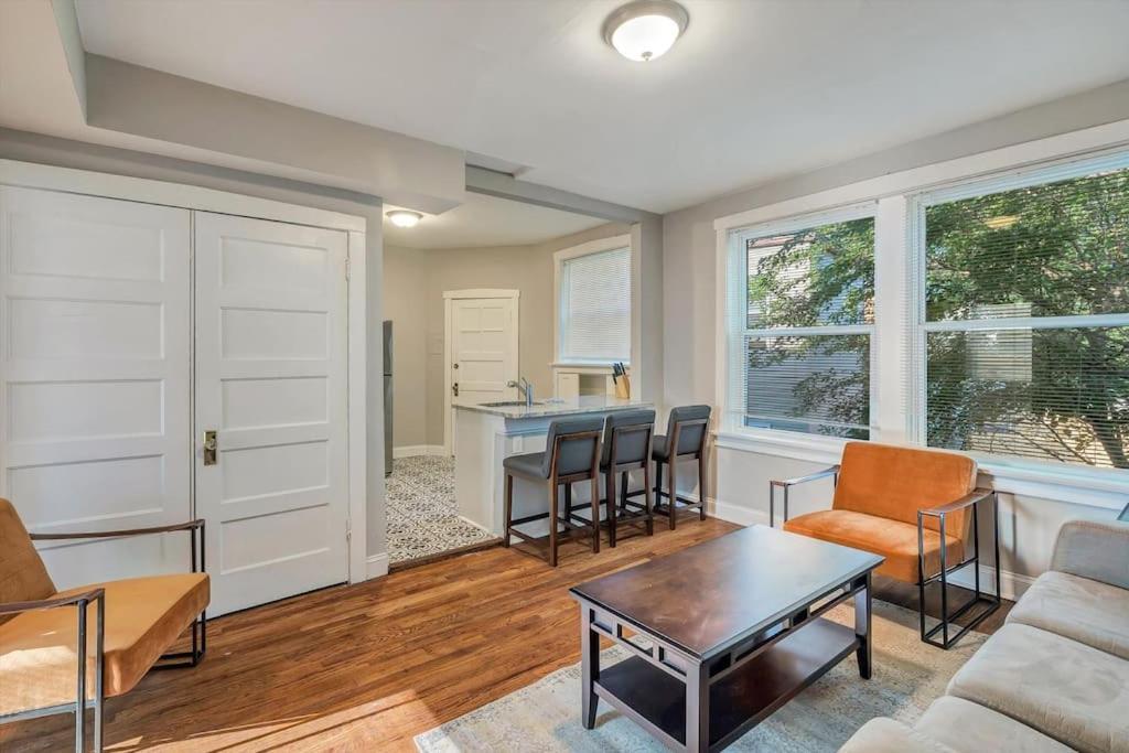 Villa Beautiful Tower Grove Unit Recently Renovated 2S Richmond Heights Exterior foto